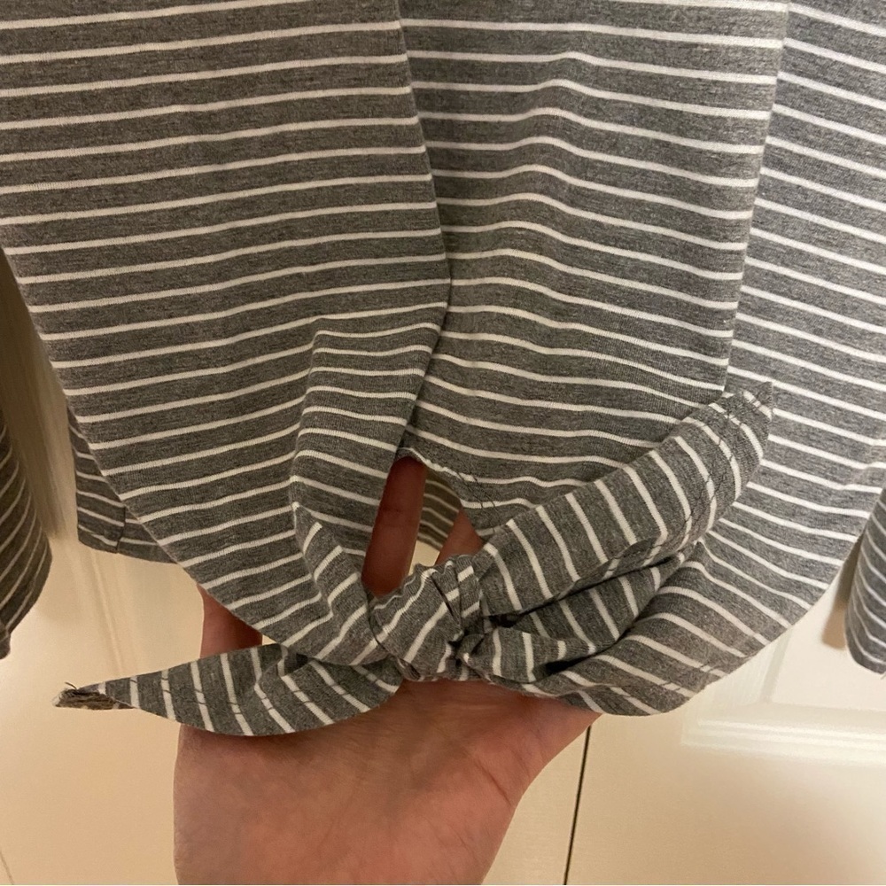 Dex Tie Front Bell Sleeve Grey And White Striped Crop Top Medium - Picture 5 of 15